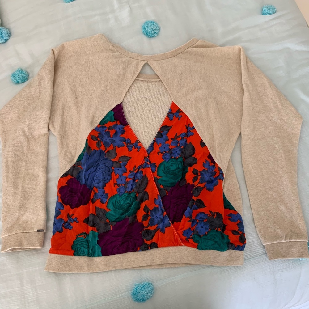 Volcom Tan Sweatshirt with Open Flower Back
